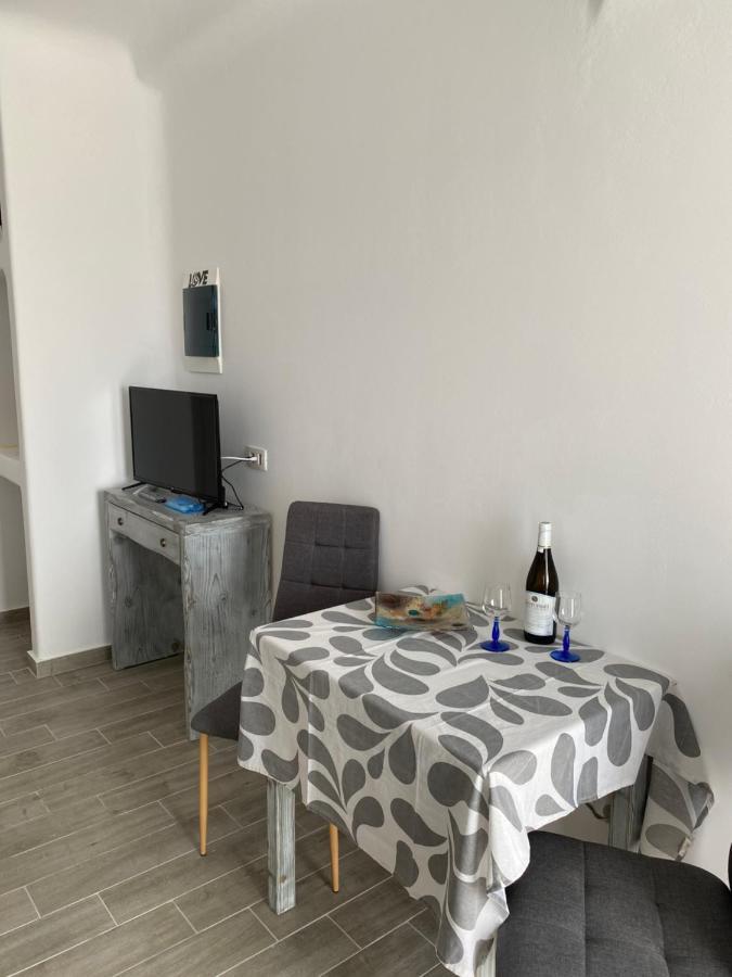 Petran Apartment Fira  Exterior photo